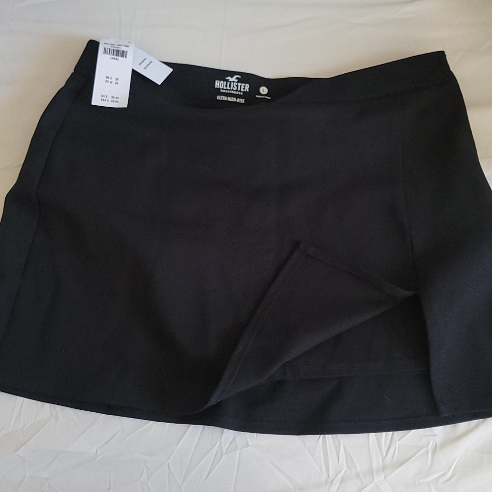 Hollister Classic Black Skirt